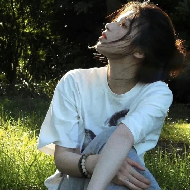 萱草生堂阶